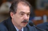 Parlamentares têm dificuldade em lidar com “mudanças de regras”, diz Mercadante sobre reforma política