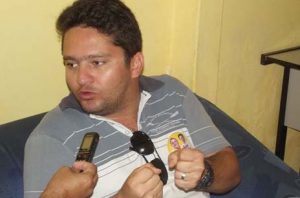 O candidato a vice de Brandão, Rogério Bahia, rebateu as manifestações