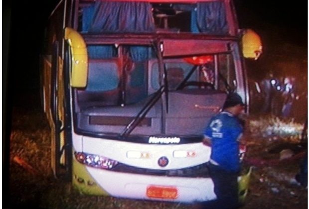 Ônibus que tombou em Minas estava com documentação regular, diz ANTT
