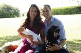 Príncipe William exibe foto do bebê real