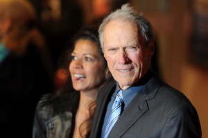 clint-eastwood-e-esposa