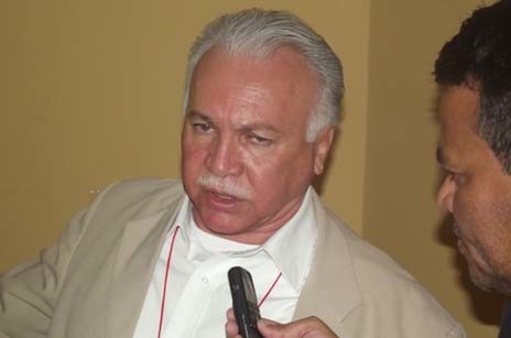 joseph_bandeira_indignacao