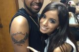 Anitta mostra homenagem feita por fã: ‘Ai que linda a tattoo’