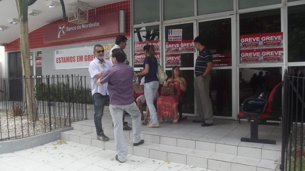 bancos-juazeiro-greve2