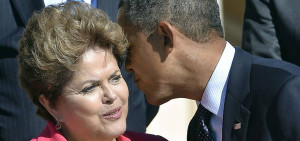 dilma-e-obama-gigante