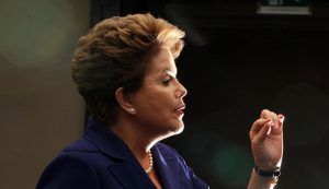 dilma-gigante6