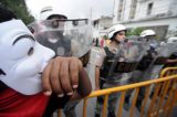 É grave estado de saúde de jovem baleado por PMs durante protesto