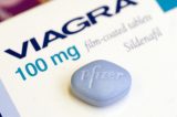 Homem tem o pênis amputado após overdose de Viagra