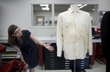 Exposição JFK exibe camisa de governador com manchas de sangue