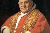 Patriarca de Veneza, Angelo Giuseppe Roncalli, é eleito o novo papa