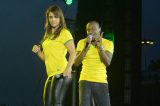 Ivete e Anitta esbanjam sensualidade no lançamento da camisa oficial da Seleção