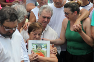 Menino encontrado morto é sepultado no interior de SP