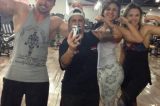 Thammy Miranda malha para ficar fortona como o cunhado, e namorada retribui sacrifício: ‘Ficar gostosa pro marido’