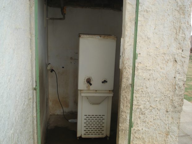 BEBEDOURO E CAIXA D’AGUA DA ESCOLA DO JOÃO DE DEUS