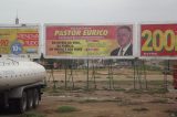 Uso de outdoors por parlamentares configura crime eleitoral em Petrolina e região