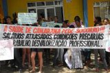 Servidores fazem manifestação cobrando transparência e o pagamento de salários atrasados