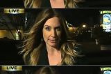 Repórter de TV engole ao vivo secreção saindo do nariz Repórter de TV engole ao vivo secreção saindo do nariz