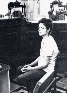 Dilma-presa-319×440