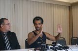 Vídeo: Cantor Cezzinha afirma que nunca agrediu Elba Ramalho e namorada