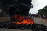 Após diversas fatalidades, moradores do bairro Itaberaba, em Juazeiro, interditam a BR 235