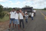 Transporte escolar de Jaguararia falta combustível no meio de estrada