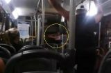 Vídeo mostra agressão policial dentro de ônibus