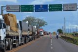 Para furar greve, 300 militares dirigem caminhões de transportadoras