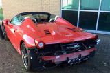 Milionário danifica Ferrari cinco dias após comprar o carrão Milionário danifica Ferrari cinco dias após comprar o carrão