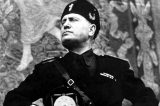 Líder fascista Benito Mussolini é executado em Milão