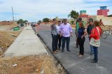 Prefeito de Juazeiro visita obra da Giusepe Muccini com 500m já asfaltados