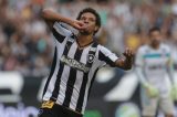 Botafogo vence o Vitória em dia de homenagens no Nilton Santos
