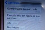 Padre é afastado após ter fotos íntimas divulgadas nas redes sociais pelo ex-namorado Padre é afastado após ter fotos íntimas divulgadas nas redes sociais pelo ex-namorado