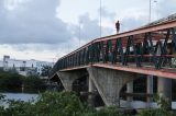 PMs acusados de mandar garotos pularem de ponte serão julgados