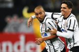 Emerson Sheik diz que gostaria de continuar no Corinthians