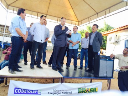 PASTOR EURICO DEFENDE JOAO BOSCO CODEVASF