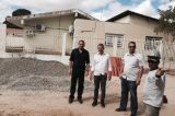 Clériston Andrade visita obra da nova creche do Alto da Aliança