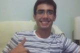 Jovem de 22 anos morre depois de ser baleado na porta de casa