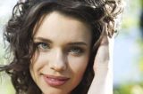 Revista divulga capa com Bruna Linzmeyer nua