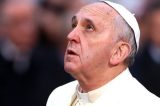 Papa critica omissão das potências mundiais durante Holocausto