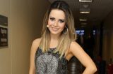 Sandy ameaça processar paparazzo por foto de Theo