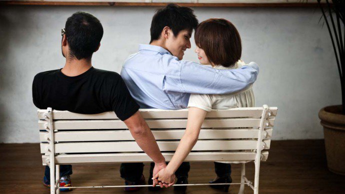 traicao-casal-relacionamento-original (1)