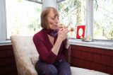 Aposentada atribui ‘jovialidade’ à maconha, que fuma há 50 anos