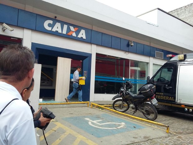 caixa arrombado cef