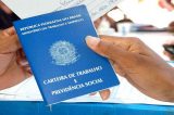 Banco é condenado por descumprir decisão judicial e reter carteira de trabalhadora