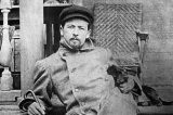 Morre o escritor russo Anton Tchekhov