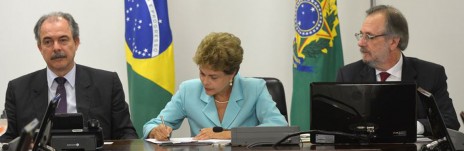 dilma e mercadante