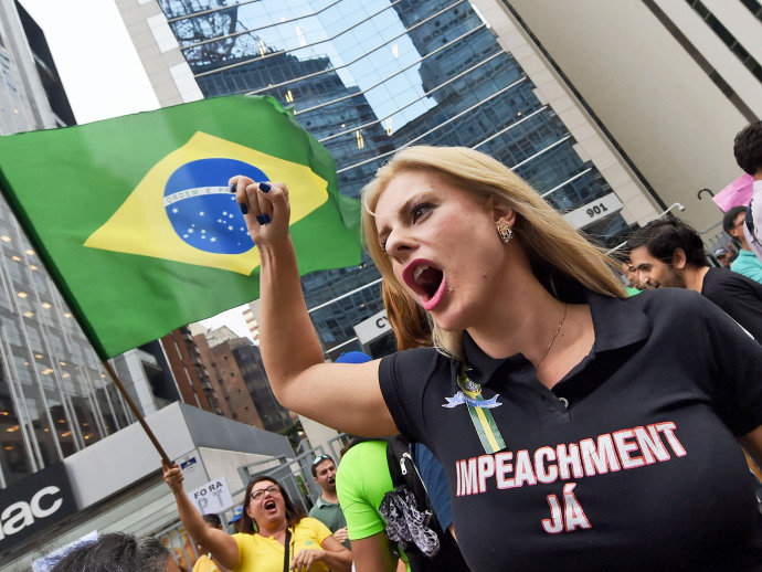 fora dilma grande