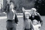 Saudação nazista da rainha Elizabeth II revela admiração de rei britânico pelo regime de Hitler