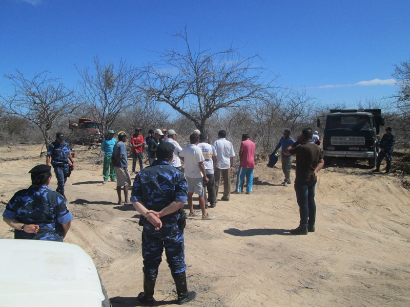 FISCALIZAÇÃO AREIA 017