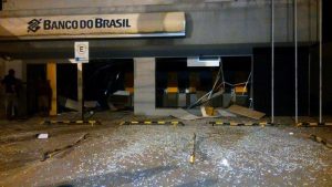 agencia bando do brasil explodida